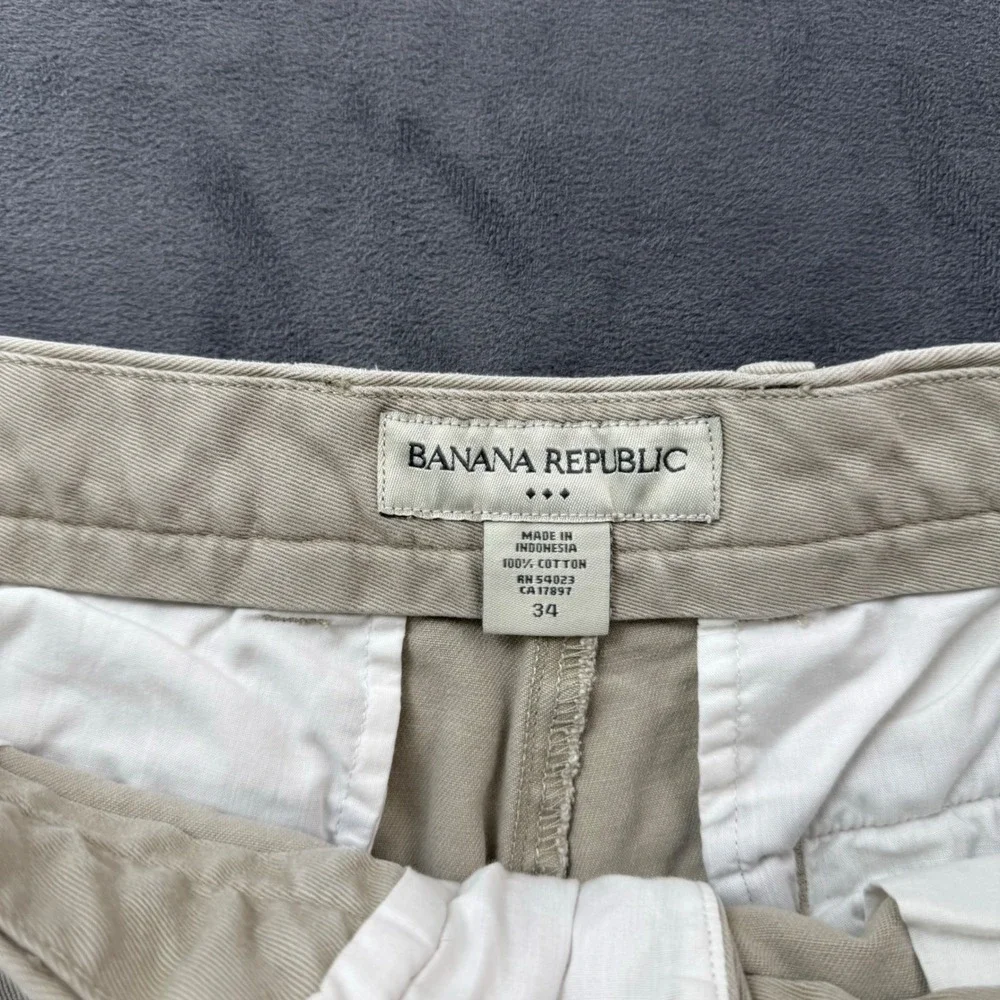 Banana Republic Mens Khaki Chino Shorts 34 Tan 100% Cotton Flat Front 9 Inseam